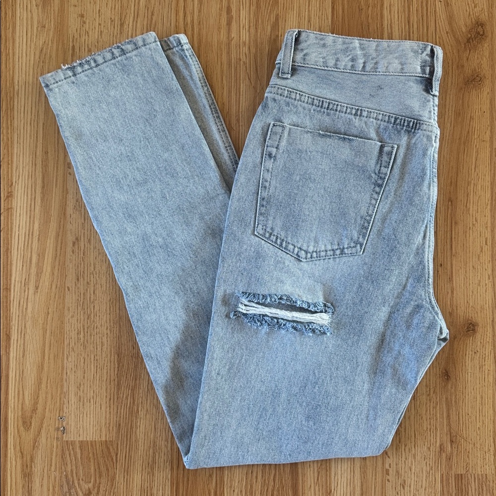 Revolve Superdown Bailee Butt Split Jeans ✨ size 28